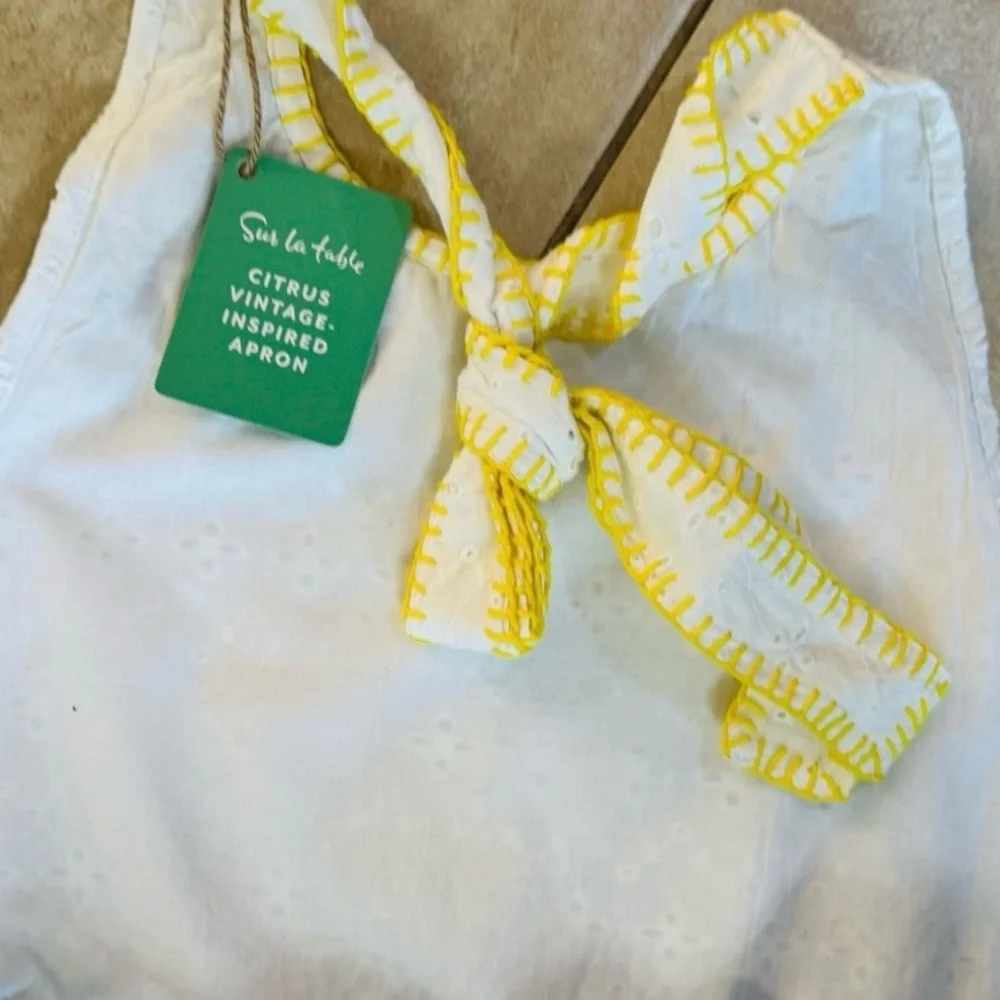 Sur La Table Citrus Vintage-Inspired Apron